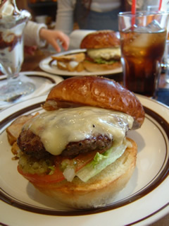 THE GREAT BURGER