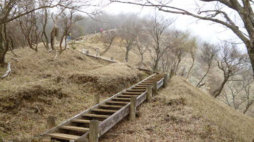 前が詰まってきた