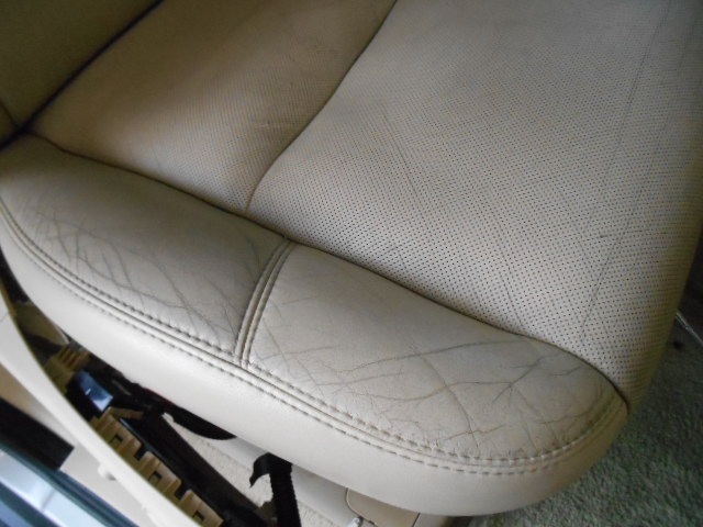 アメ車 キャデラックエスカレード シートカバー交換 | STG アメ車日記
