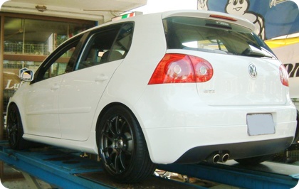 ★VW ゴルフ5 GTi★ヨコハマ・ホイール アドバン・レーシングRZ★18inch★