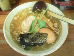 麺や八雲の塩ラーメン
