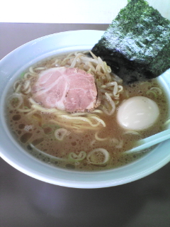 ふつうのラーメン580円