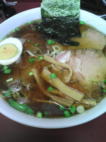 ハッチャンラーメン 醤油チャーシュー麺 中盛 850円