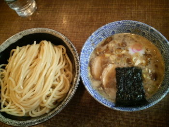 マシマシさん2杯目・・・マジで?