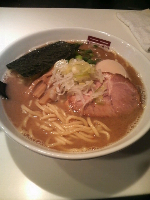 のすけ 黒ラーメン