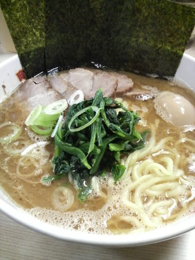 町田家 チャーシューメン中盛 味玉入り