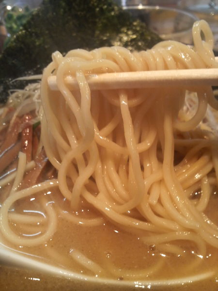 藤沢Ohana 魚豚の牡丹の麺