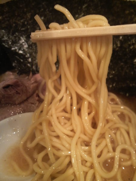 座間 万年青の麺