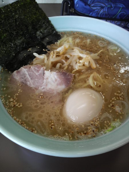寒川 だしまる 塩ラーメン + 味玉入り