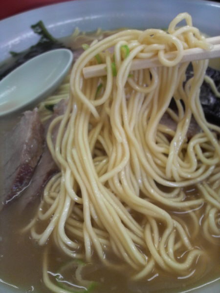 ラーメンショップの麺