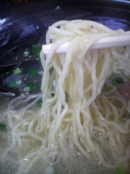 海老名ささやんの麺
