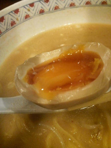 町田 北海道ラーメンおやじ味玉