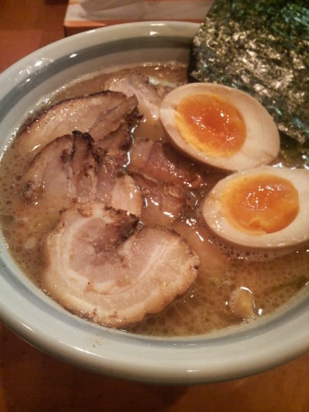 麺一真 ちゃーしゅーめん大盛味玉入り