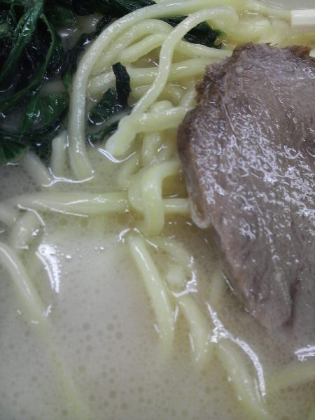 厚木 壱六家 塩ラーメンのスープとか