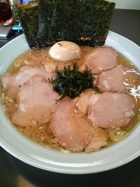 藤沢 だし屋 チャーシュー麺 味玉入り