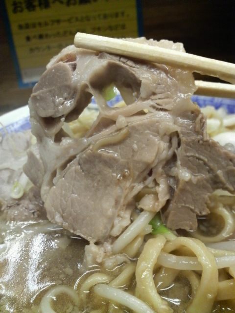ラーメン二郎 新小金井街道店 豚