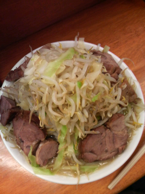 ラーメン二郎立川店小豚マシ野菜マシ