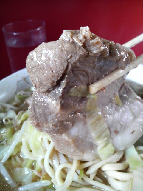 ラーメン二郎三田本店 本店のチャーシュー