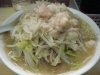 ラーメン二郎品川店 小ブタ 野菜 ニンニク アブラ