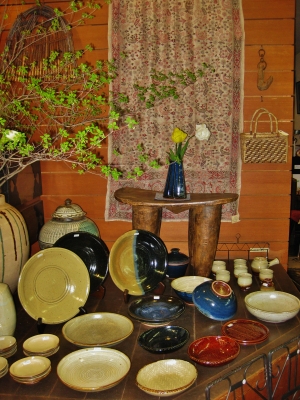 光原社 一輪挿しカゴ 光原社 一輪挿しカゴ 宮沢賢治ゆかりの〈光原社〉で、必ず立ち寄りたい〈