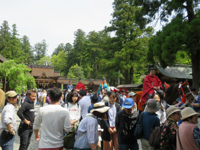 神官
