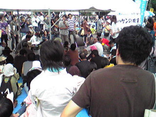 ʬ���̸�ή��