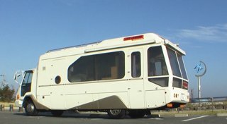 中継車10月のイメージショット2