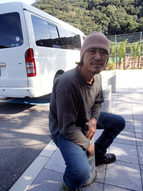 09.jpg