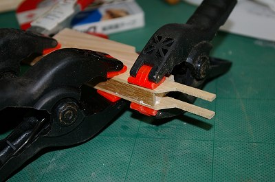 サイドバレル(リリーサ)の接着