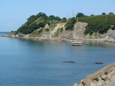 与茂内浜