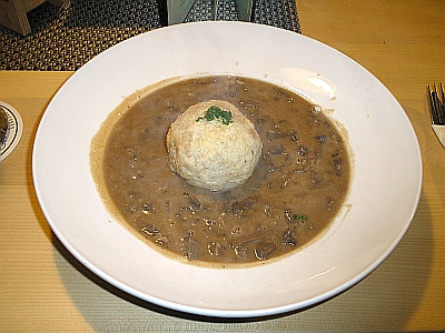 ドイツ料理 - 子牛の肺の酢煮込み