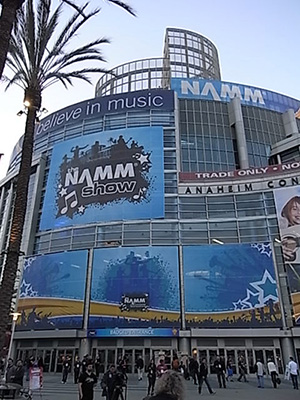 140123_namm2014_top.jpg