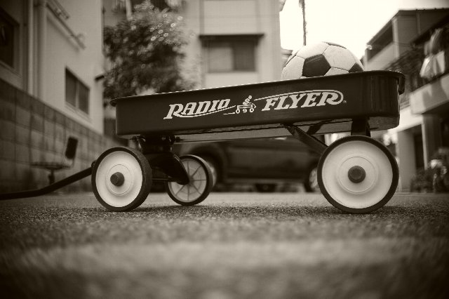 RADIO FLYER