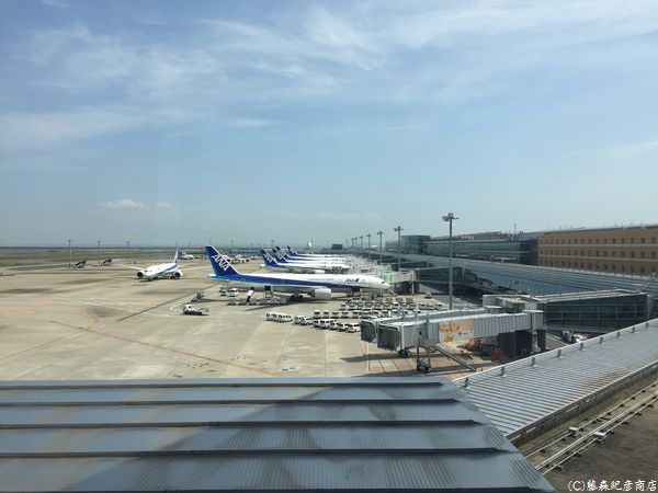 羽田空港第二ターミナル4階ラウンジ