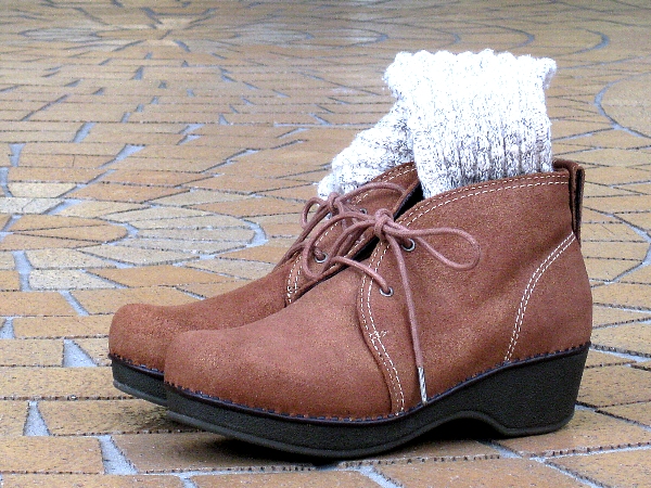 ダンスコ クレープ チャッカ Dansko Crepe Chukka