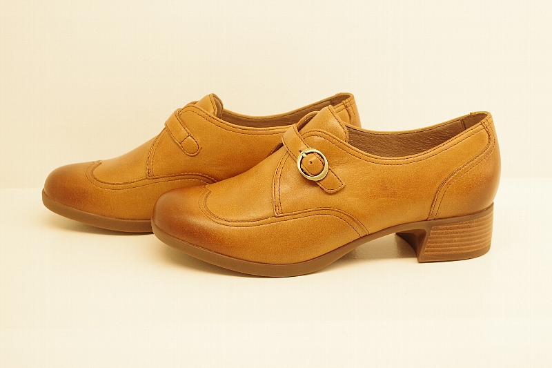 Livie Saddle Burnished Nappa.jpg