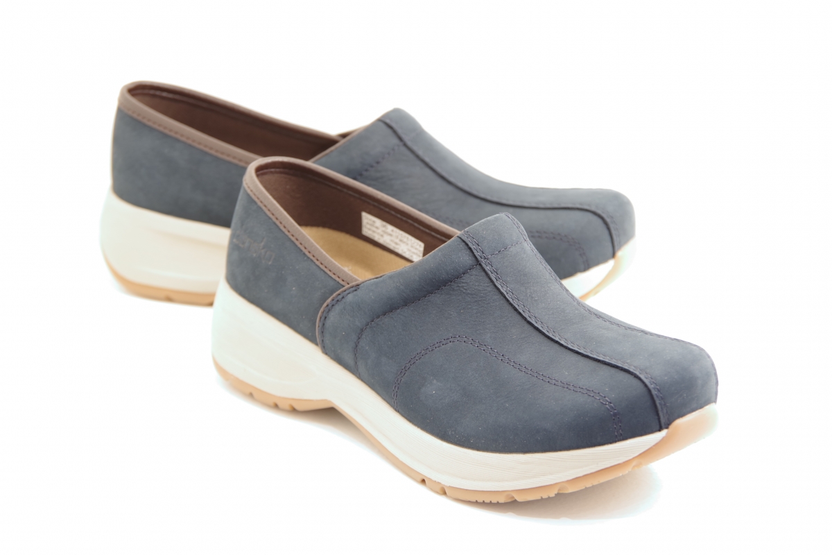 Shaina Navy Milled Nubuck