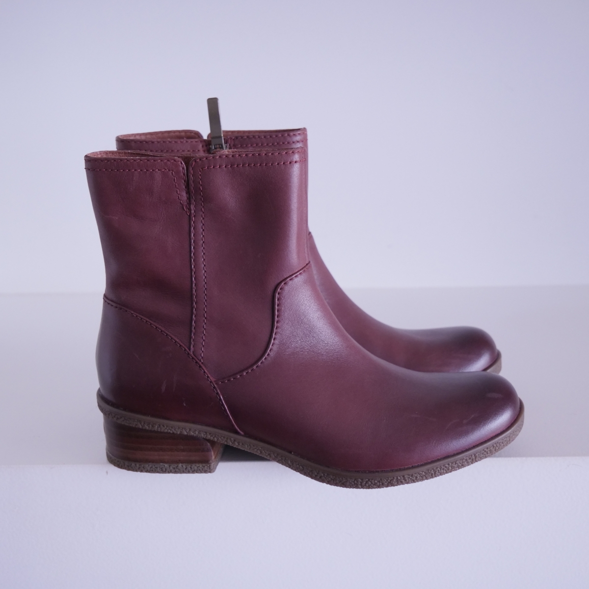 Bethanie Spice Waterproof Burnish