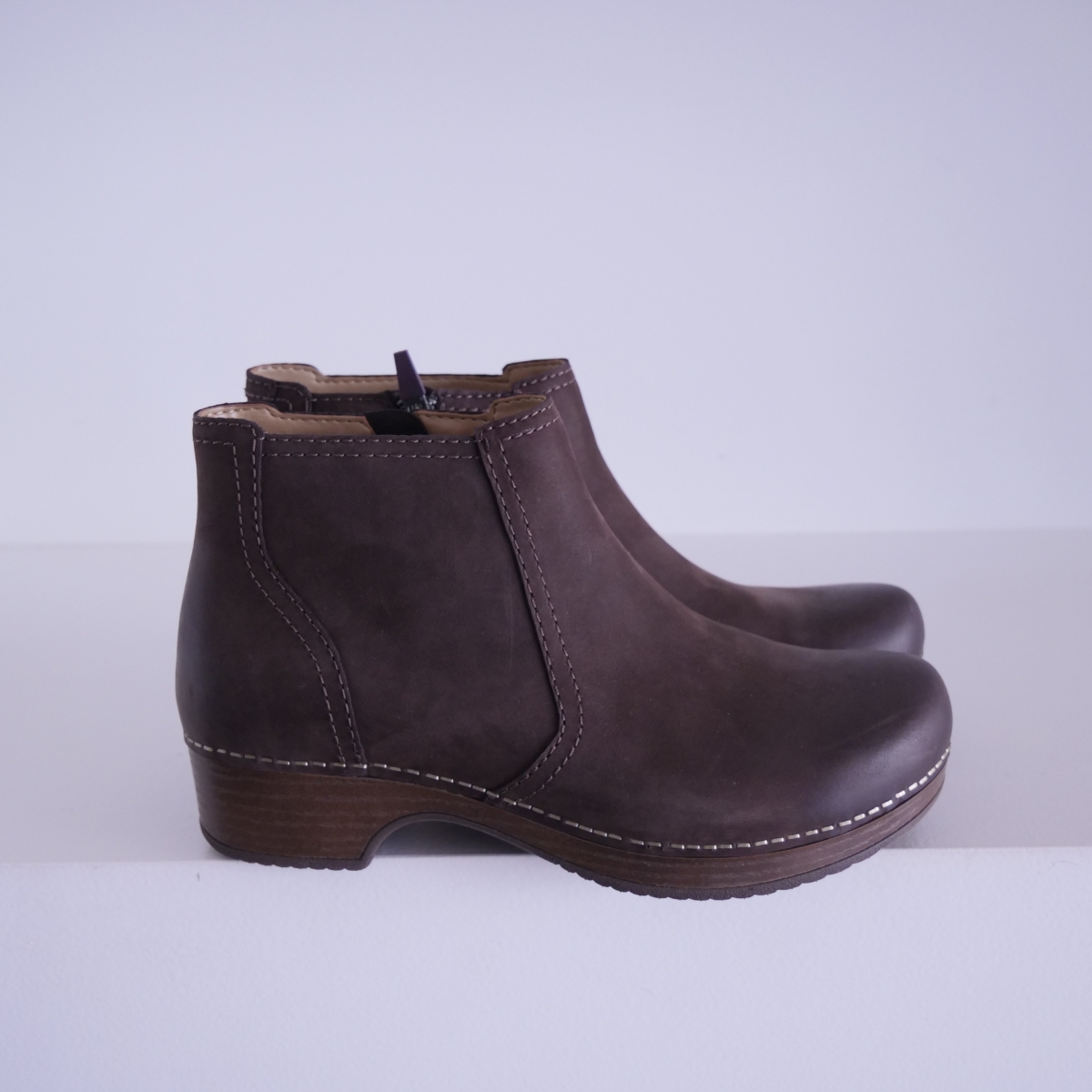 Barbara Chocolate Burnish Nubuck