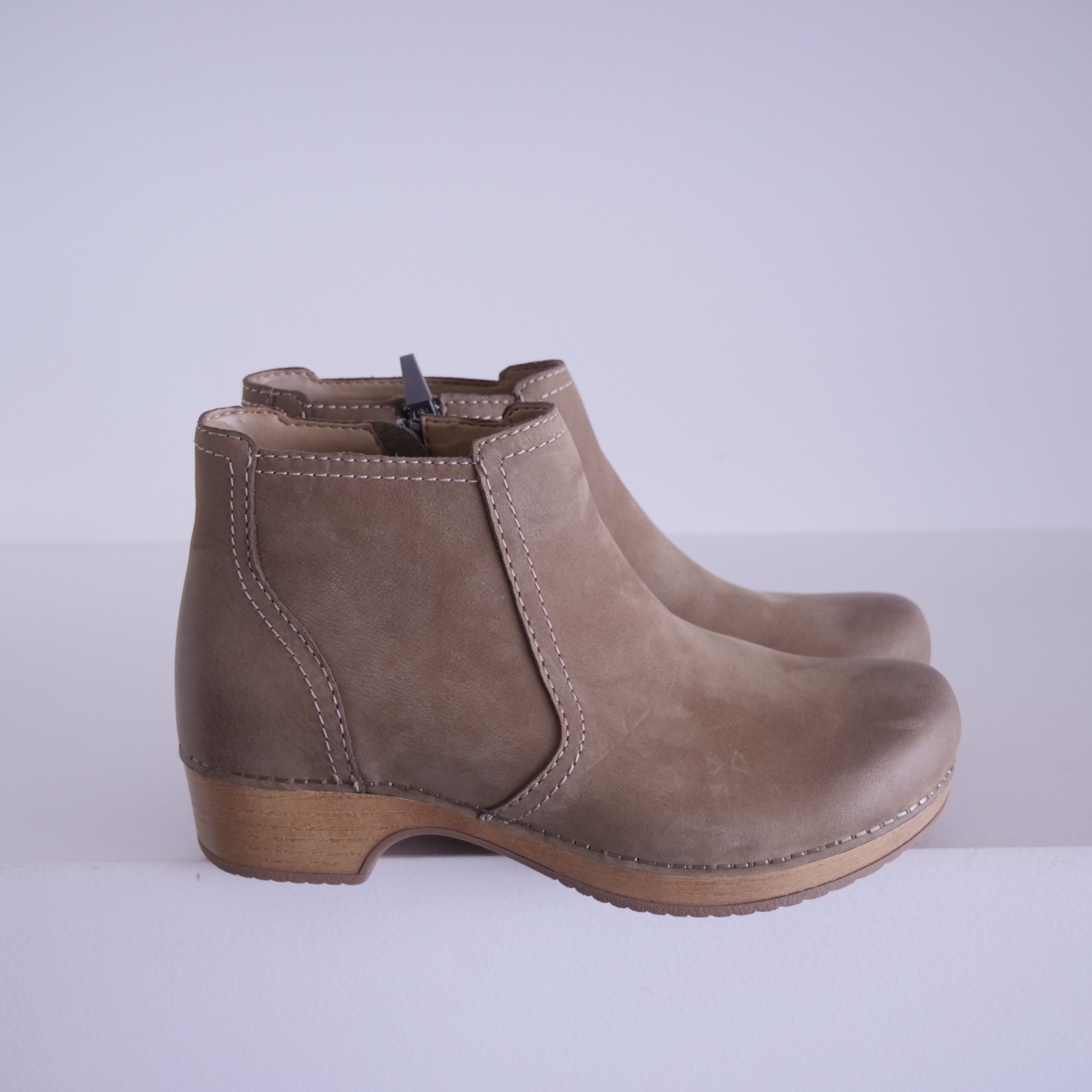 Bettie Taupe Burnished Nubuck