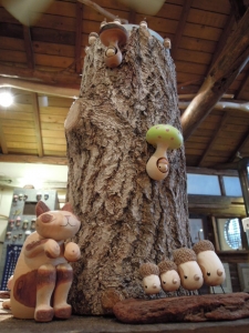 森のいきものとコシカケルモノ