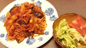 茄子とエリンギのトマトソースパスタ Ayu Cafe Happy Life