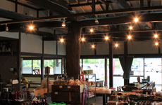 御前岩店内2
