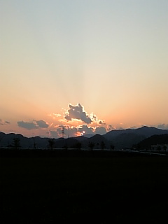 春の夕焼け