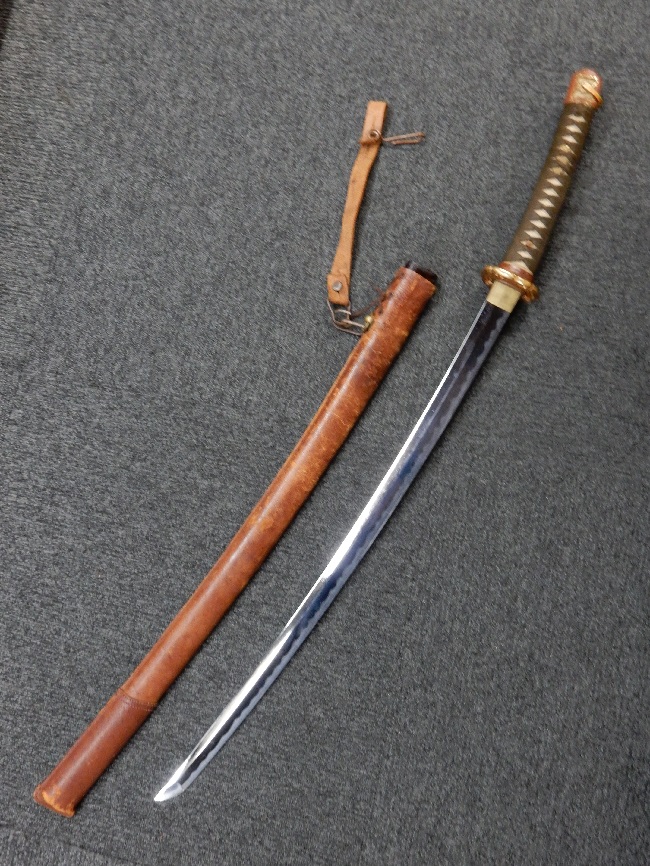 実物　珍品拵え　陸軍将校用軍刀拵えのみ　野戦用　刀身/つなぎ無し 陸軍将校用軍九八式軍刀（野戦拵え）【模造刀】 - メルカリ