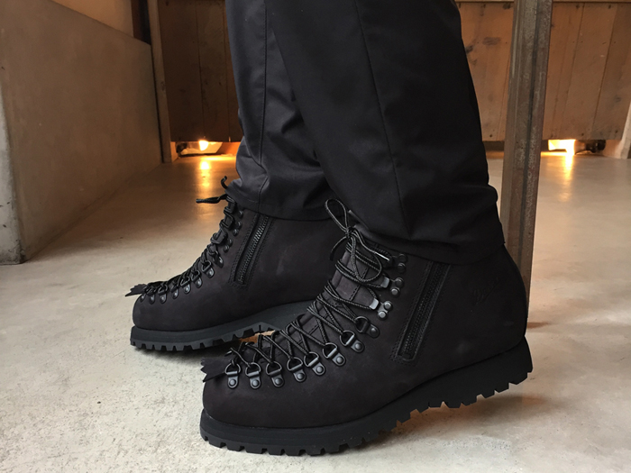 White Mountaineering/WM×DANNER BOOTS 