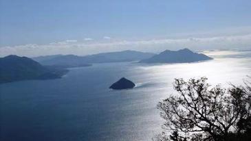 小黒神島