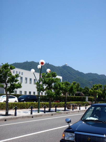 目玉の電灯