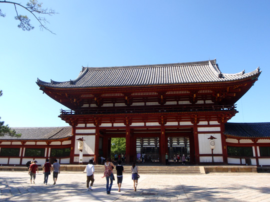 中門