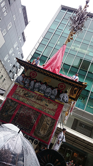 山鉾巡行